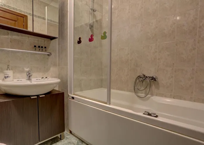 Colosseo Mecenate 77 - And *