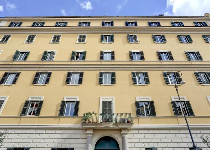 Colosseo Mecenate 77 - And