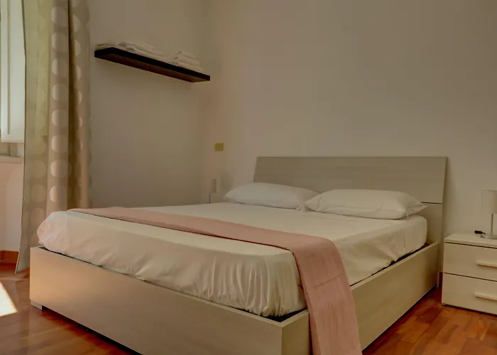 Colosseo Mecenate 77 - And Apartmán *